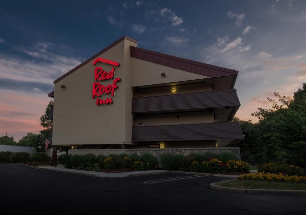 Red Roof Inn Milford - New Haven image 2